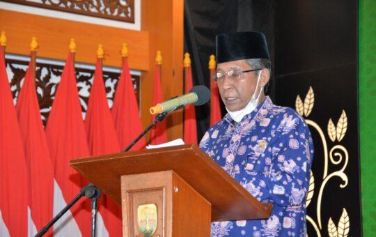 Wakil Gubernur Jambi, Abdullah Sani, pada acara pembukaan Musyawarah Wilayah III Pimpinan Wilayah Dewan Masjid Indonesa (PW DMI) Provinsi Jambi(Dok. Novriansah/Kominfo)