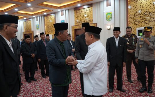 Gubernur Jambi Dr. H. Al Haris, S.Sos, MH., saat Pembukaan Rapat Kerja Daerah (RAKERDA) Lembaga Pengembangan Tilawatil Quran (LPTQ) Provinsi Jambi Tahun 2023, sekaligus Pelantikan Pengurus LPTQ Provinsi Jambi. (Foto: Novriansah)