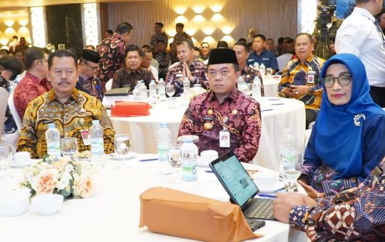 Gubernur Jambi, Dr. H. Al Haris, S.Sos., MH., pada pelaksanaan Musyawarah Rencana Pembangunan (Musrenbang) Rencana Kerja Pembangunan Daerah (RKPD) Provinsi Jambi Tahun 2025.(Foto: Harun Al Rasyid, Hory Apriansyah)